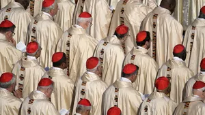 3 milioane de euro din banii Bisericii Catolice, spălaţi prin intermediul unor cluburi de noapte