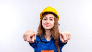 Program universitar de licență în sistem dual, cu burse lunare și de performanță. 50% practică. Înscrierile continuă până pe 23 iulie
