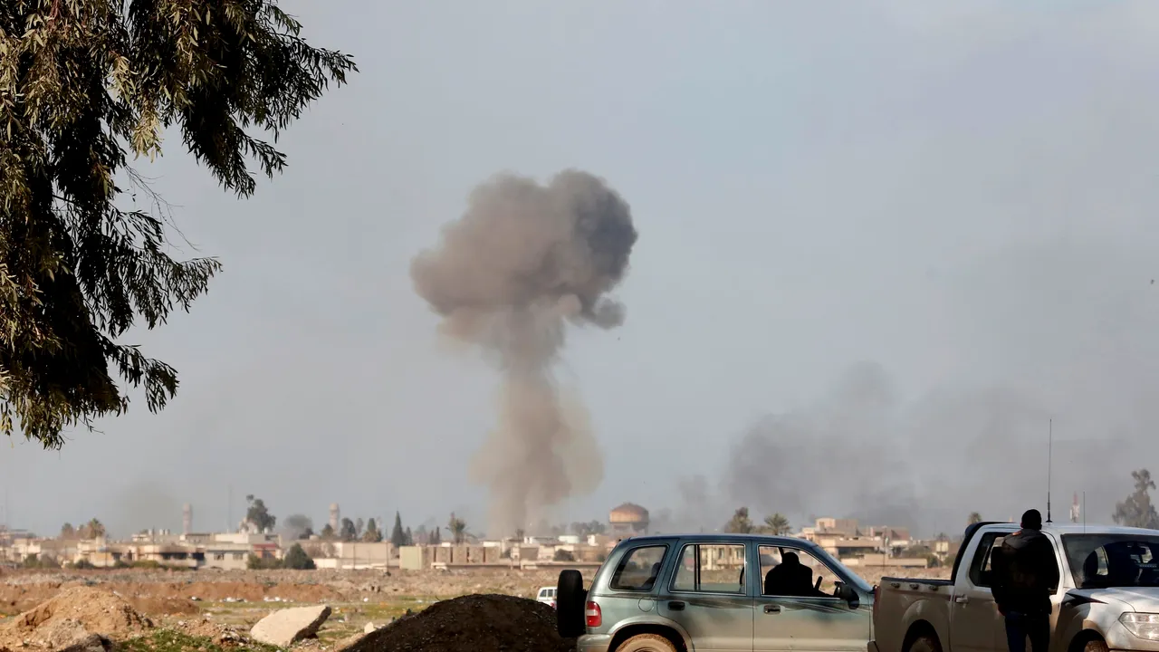 Stat Islamic a aruncat în aer Marea Moschee al-Nuri din Mosul. Din interiorul ei, Abu Bakr al-Baghdadi şi-a proclamat 