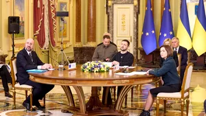 Preşedintele Consiliului European afirmă la Kiev că Ucraina continuă să se apropie de UE