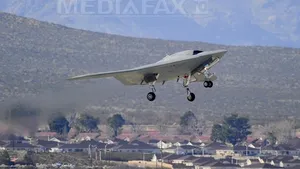OZN-ul din armata SUA: Avionul pilotat în întregime cu ajutorul INTELIGENŢEI ARTIFICIALE. Cât de PERICULOS poate să fie - VIDEO