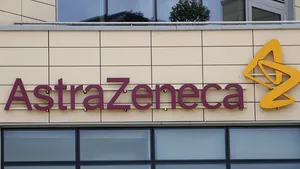 AstraZeneca se asociază cu o companie ce utilizează inteligenţa artificială pentru a dezvolta un medicament împotriva cancerului