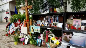 Slujbă de comemorare, la şase luni după tragedia de la Colectiv