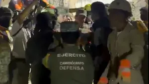 Venezuela: Miracol printre dărâmături. Un băiat de 11 ani a fost găsit în viață la trei zile după cutremur