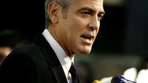 George Clooney a suferit o toxiinfecţie alimentară în Italia