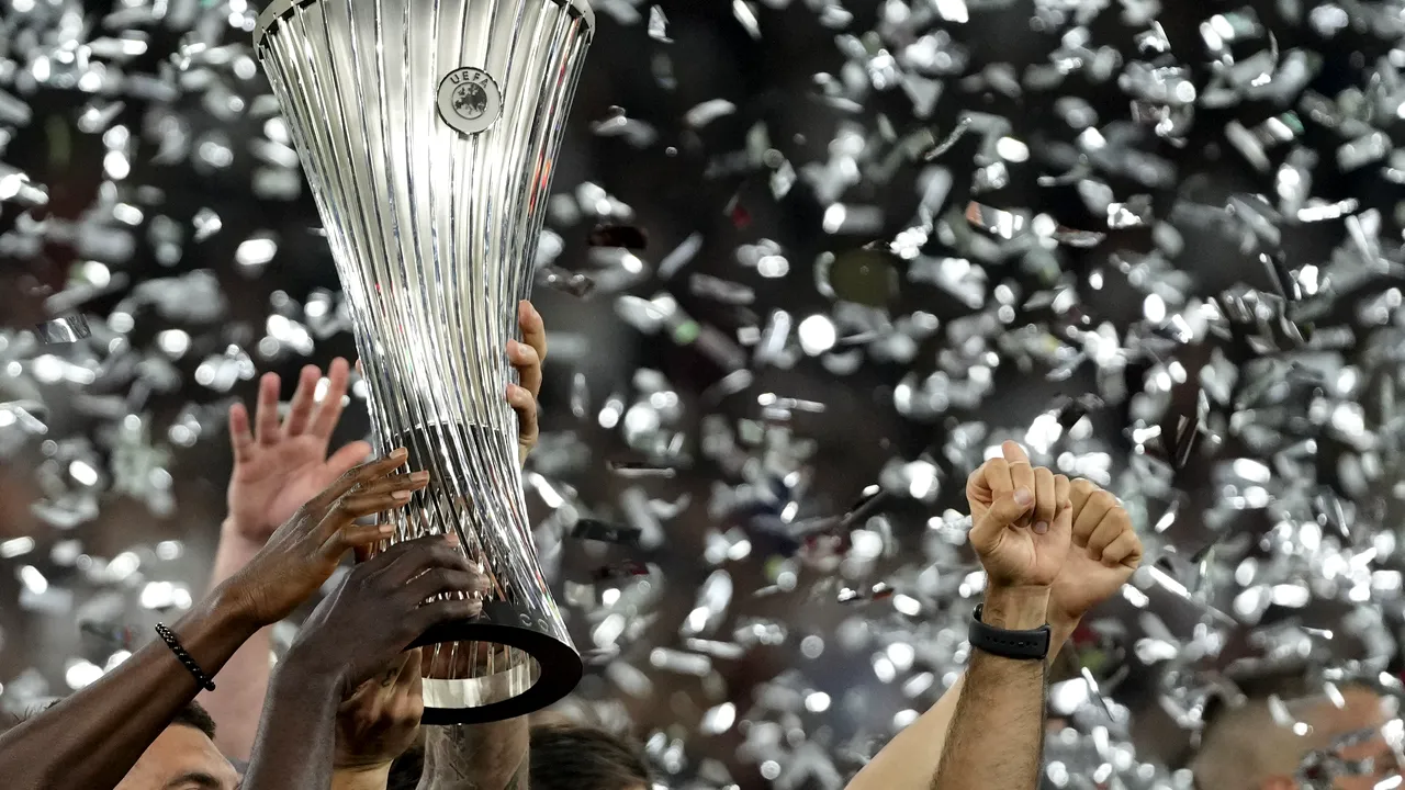 Seară magică pentru fotbalul românesc. CFR Cluj şi FCSB se califică în grupele Conference League