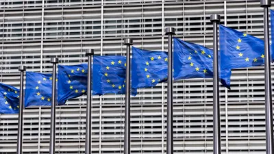 POLITIC Liderii UE urmează să convină asupra menținerii ETS în timp ce prevăd revizuirea de vară a acestuia