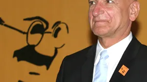 Ben Kingsley, în rolul împăratului care a construit palatul Taj Mahal