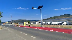 Covor roșu la intrarea în localități. CNAIR schimbă modul în care șoferii sunt avertizați să reducă viteza
