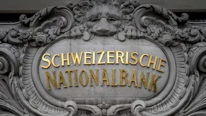 Semnal major pentru pieţe? Surpriză: Banca Naţională Elveţiană a anunţat reducerea ratei dobânzii