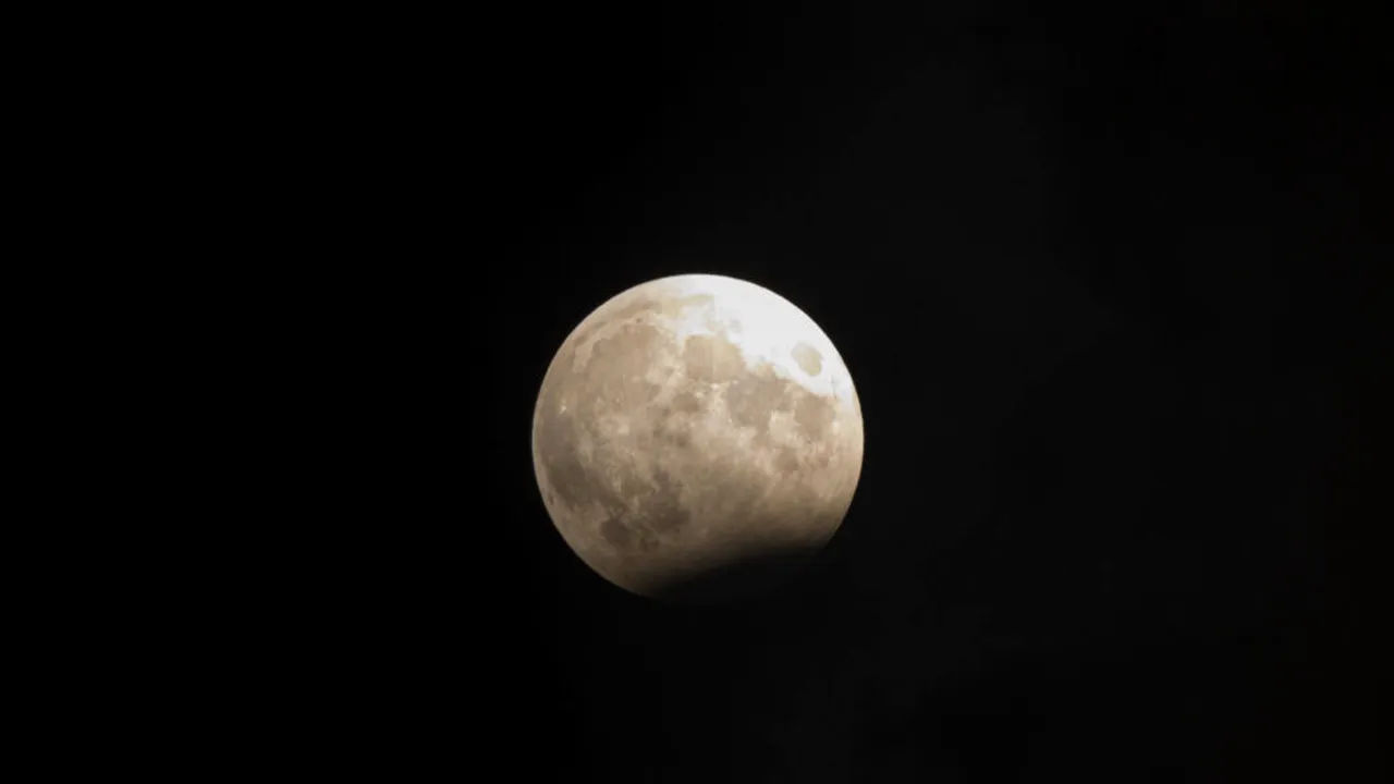 Eclipsă totală de Lună. „Blood moon”, un spectacol astronomic rar