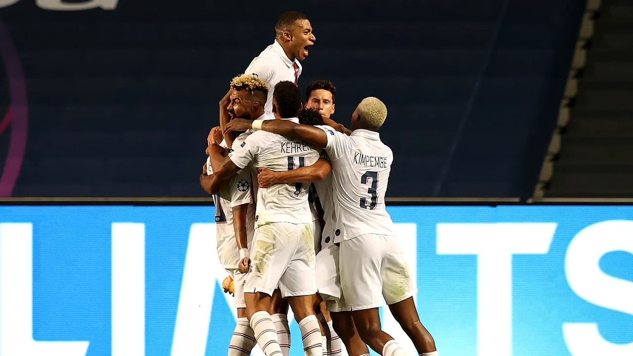 Neymar şi Mbappe o duc pe PSG în semifinalele Champions League