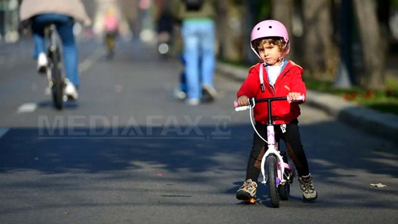 Câteva mii de persoane au participat la campania BICICLEŞTI - GALERIE FOTO