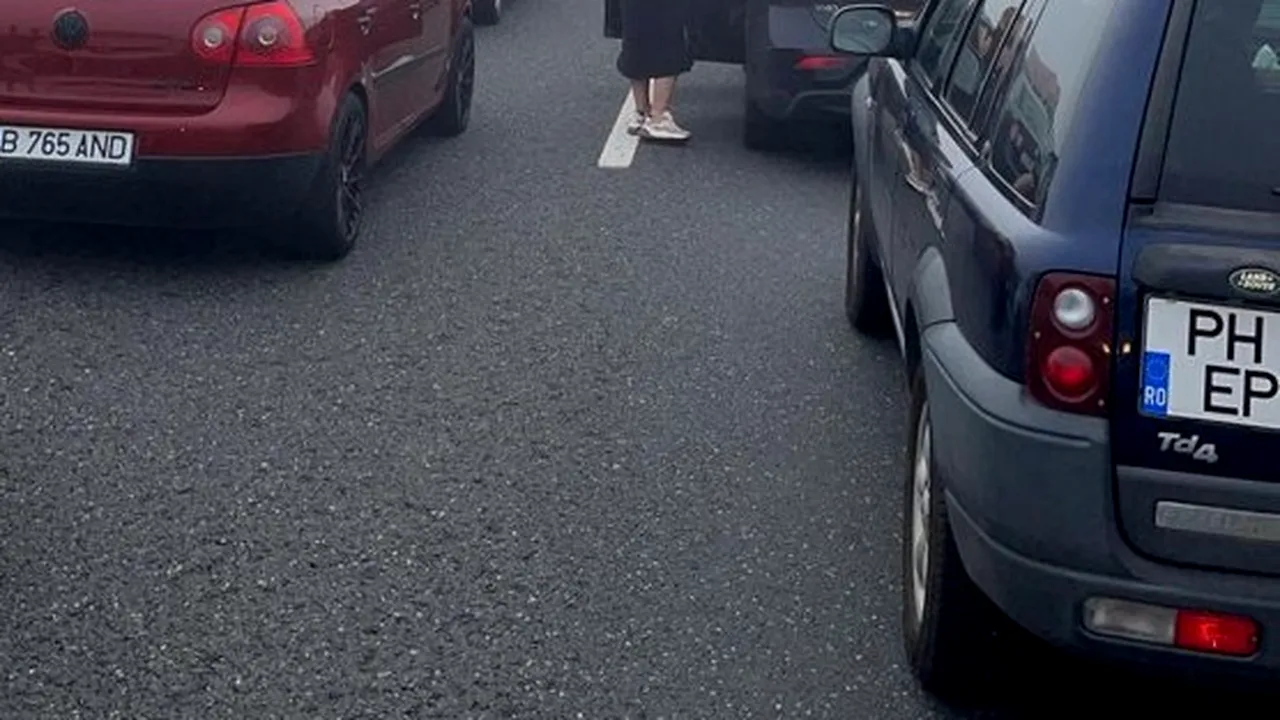 VIDEO Carambol uriaş pe Autostrada Soarelui: 55 de maşini şi 155 de persoane implicate/ UPDATE: 17 victime, între care 5 copii, au fost duse la spital