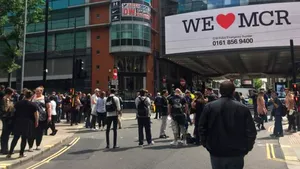 PANICĂ în Manchester, după ce mai mulţi martori au anunţat că au auzit o 