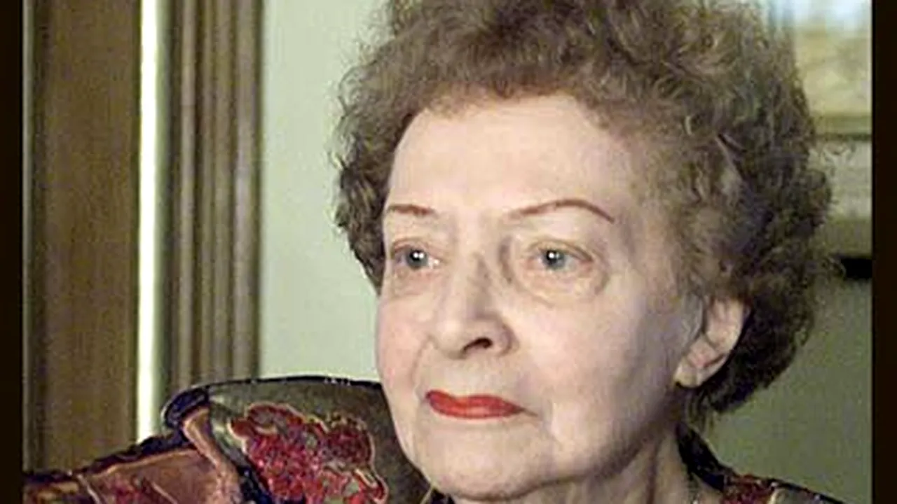 Actriţa Dina Cocea a fost înmormântată cu onoruri militare