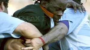 Fostul internaţional de rubgy Solly Tyibilika, împuşcat mortal într-un bar