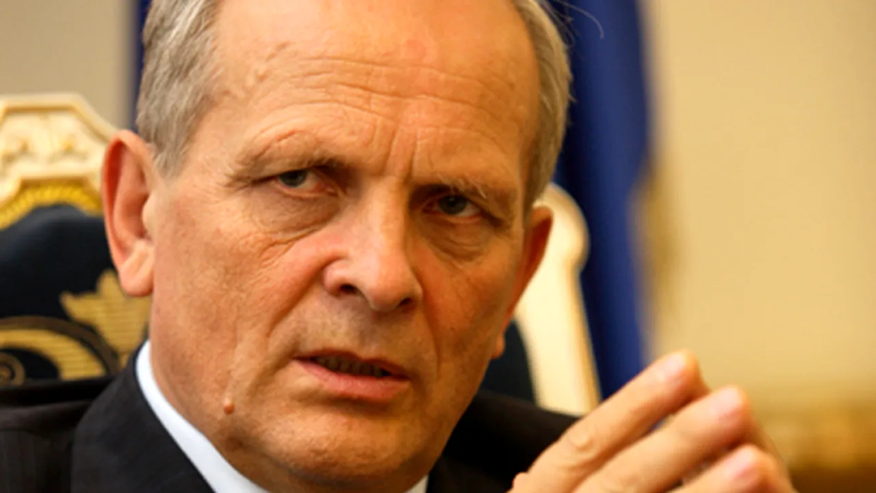 Stolojan despre filmul cu Băsescu: Aş fi bucuros ca o expertiză să restabilească adevărul