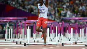 Atletul Dayron Robles a fost exclus din lotul naţional al Cubei