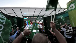 Socialiştii câştigă alegerile legislative anticipate din Grecia - exit-poll