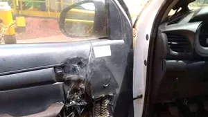 Sticluţele cu dezinfectant, un pericol. Ce pot provoca dacă sunt lăsate în maşină pe timp de caniculă
