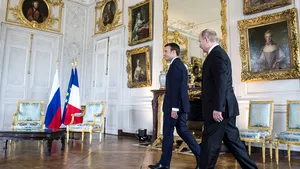 Vladimir Putin, replică dură la adresa lui Macron: Nu vreau ca proteste similare cu 