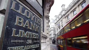 Două dintre cele mai aglomerate străzi din City of London vor fi închise traficului rutier