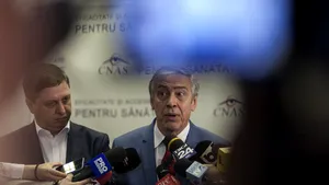 Dosarul decontărilor fictive de la CNAS | 14 persoane au fost reţinute, printre care fostul consilier al lui George Maior la SRI, Sergiu Ciobanu, şi directorul CNAS, Marian Burcea, care a fost demis în urma reţinerii
