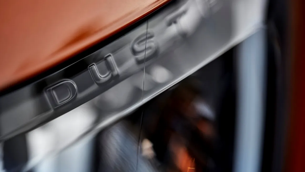 Dacia lansează o ediţie limitată a noului Duster, cu 100 de maşini disponibile exclusiv online / Preţul la care poate fi cumpărat Duster Edition ONE şi detaliile modelului