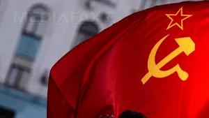 Ucraina interzice propaganda şi simbolurile comuniste şi naziste