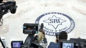 Raport MCV, despre implicarea SRI în justiţie: Este relevantă decizia CCR privind protocoalele