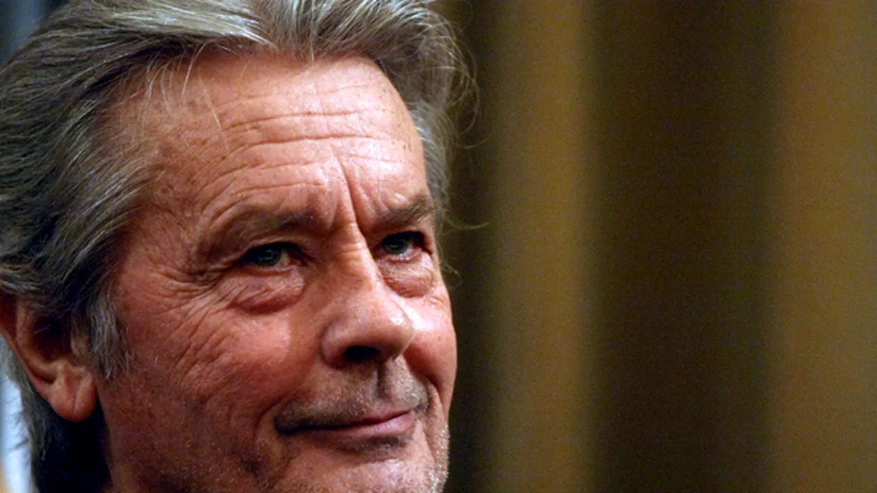 Alain Delon susţine cauza animalelor maltratate