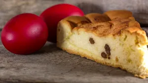 Reţetă de pască tradiţională, cu brânză, pentru Paşte. Cum o prepari corect