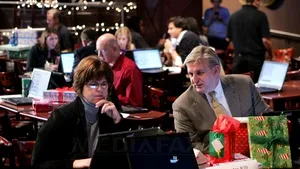 Idei de afaceri: Care sunt costurile şi avantajele unui magazin online