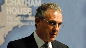 Fost şef al serviciului diplomatic britanic avertizează echipa de miniştri a cabinetului May: Negocierile pentru Brexit nu au început bine