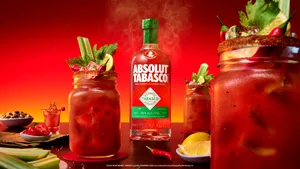 Bucureștiul a ales căldura. ABSOLUT TABASCO se lansează oficial în România (P)