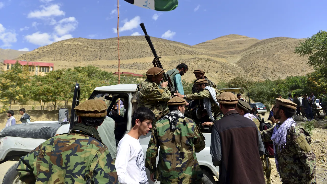 Talibanii nu pot cuceri provincia Panjshir. Oficialii explică eşecul operaţiunilor
