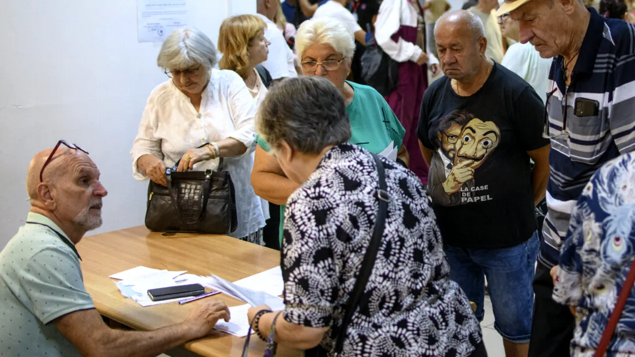 Atenție, pensionari! Cât veți plăti la stat după noile măsuri fiscale anunțate de Guvernul Bolojan