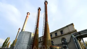 Angajaţii RADET au protestat în faţa sediului ELCEN