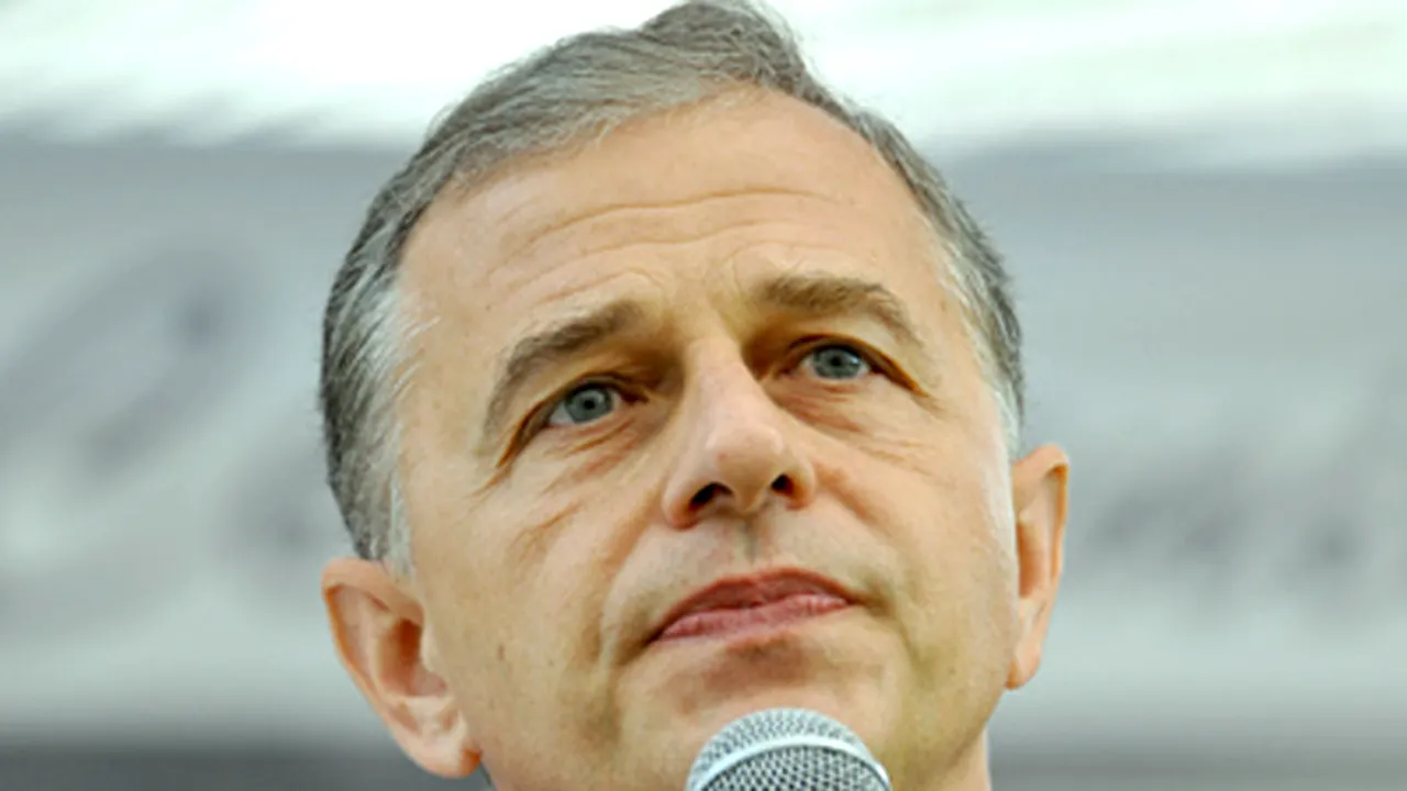 Geoană: Eu am câştigat alegerile, CC să se pronunţe, democraţia este în pericol