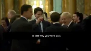 Justin Trudeau, Emmanuel Macron şi Boris Johnson, filmaţi în timp ce glumesc pe seama lui Donald Trump la summitul NATO. VIDEO