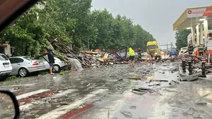 Bilanţ: Mai multe localităţi au fost afectate vremea rea din ultimele ore