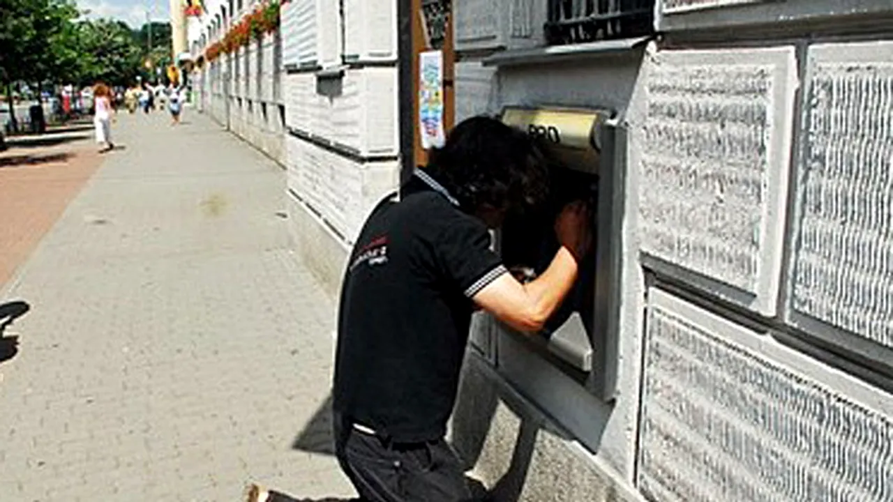 Timişoara, oraşul cu două dintre cele mai bizare bancomate din lume - FOTO