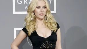 Scarlett Johansson va da în judecată ediţia britanică a revistei Cosmopolitan