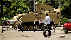 Egiptul a închis punctul de trecere de la Rafah, către Fâşia Gaza, după ce 24 de poliţişti au fost ucişi în Sinai