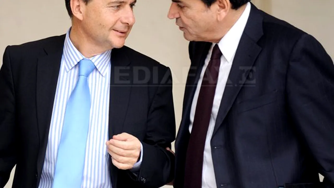 Eric Besson şi Pierre Lellouche vin la Bucureşti în septembrie, pentru presiuni privind romii