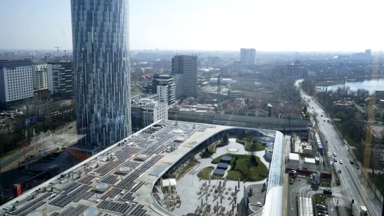 Un mall din Capitală se extinde cu o investiție de peste 300 de milioane de euro: Sală de spectacole, hotel și birouri, zona de retail și o sală de cinema / Cea mai mare extindere a unui mall din Europa