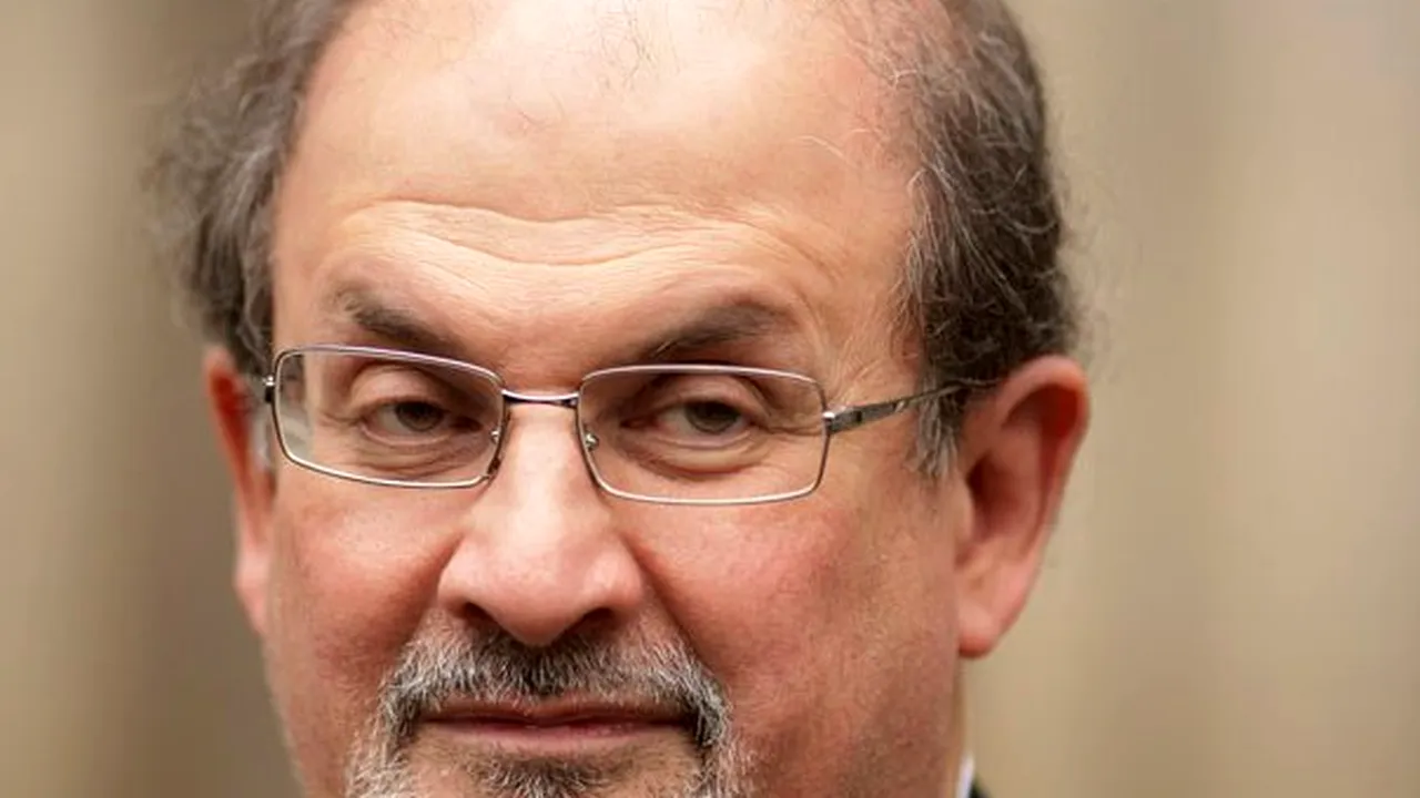 Salman Rushdie: În condiţiile de astăzi, ar fi fost aproape imposibil să public 