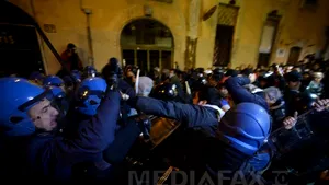 Confruntări între poliţie şi protestatari care se opun unui proiect feroviar, la Roma
