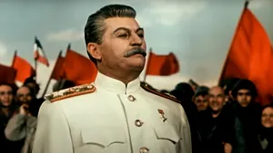 O femeie din Georgia, acuzată că a stropit cu vopsea o icoană cu Stalin, a provocat un protest